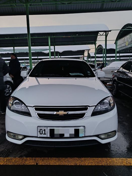 Жентра в хорошем состоянии. Не битая.