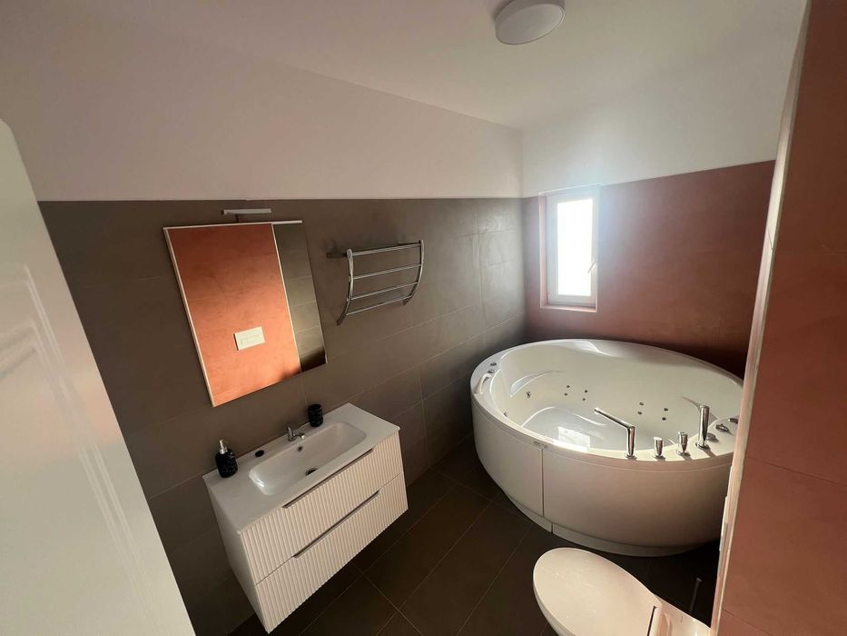 Refugiul Perfect pentru Îndrăgostiți – Apartament cu Jacuzzi