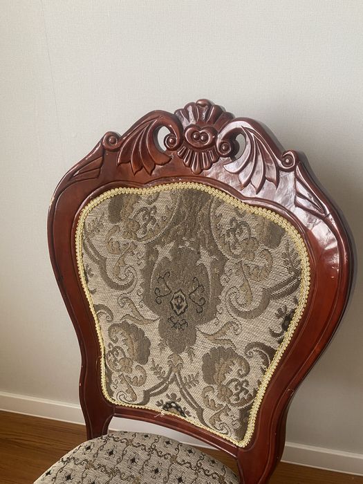 Продам деревянные стулья 3000 тг