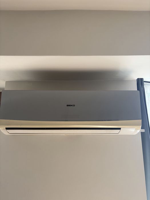 Vand aer conditionat Beko