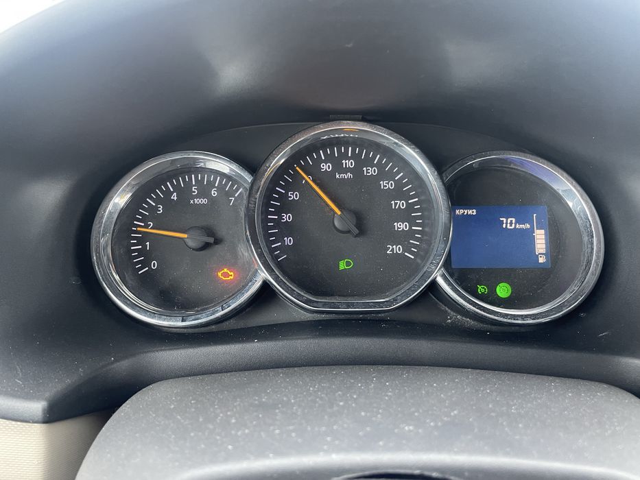 продам рено логан 2018 год