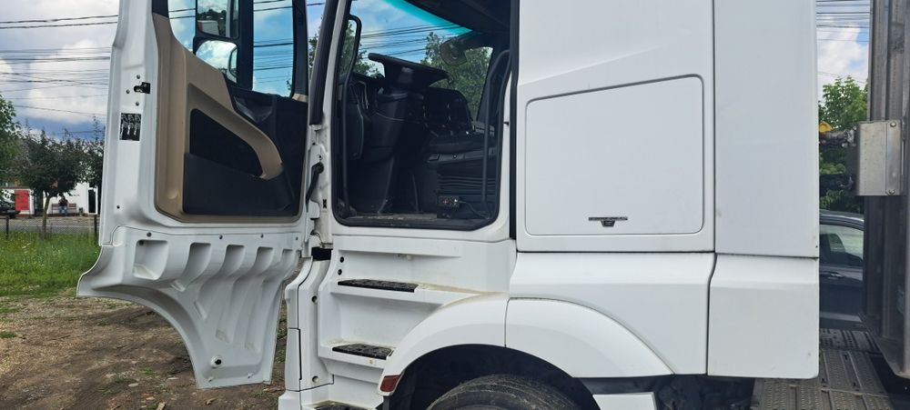 Mercedes actros 430 cp 2015 530000 km variante schimb