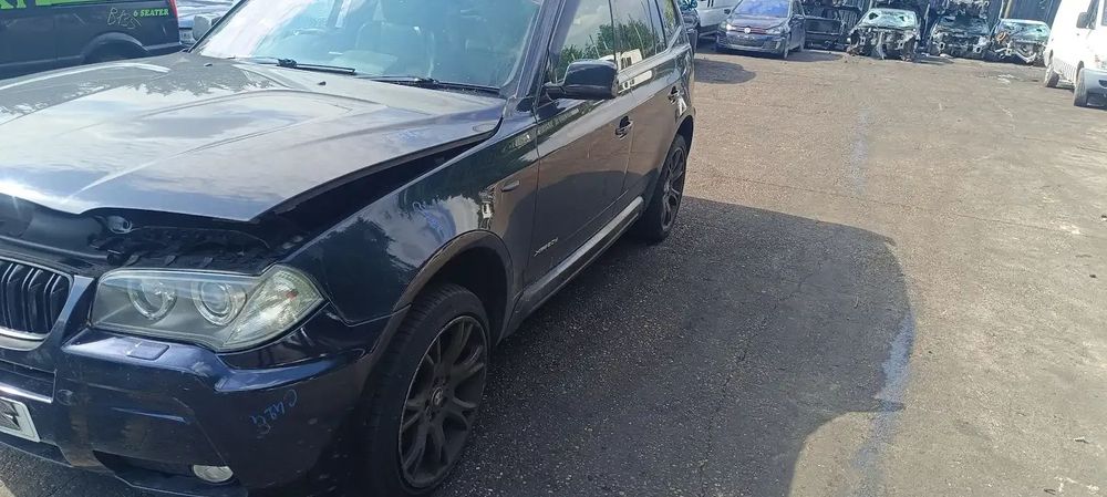 Dezmembrari / Dezmembrez BMW X3 E83 2.0 N47D20O0 cutie viteze automată cod culoare CARBONSCHWARZ METALLIC (416)