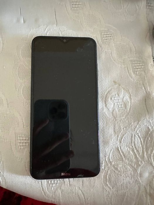 Redmi 8 karobkalariyam bor