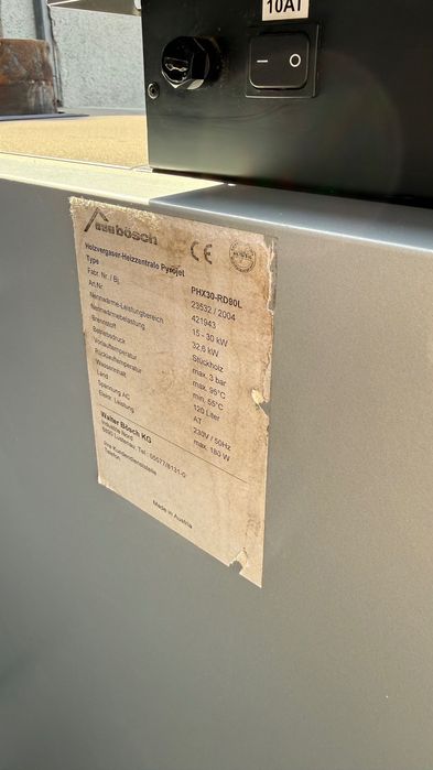 Vând centrale pe lemn Fröling