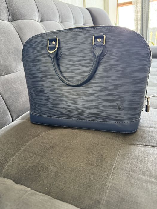 Продам Сумку  LV alma