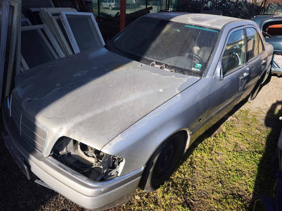 Мерцедес C класа на части