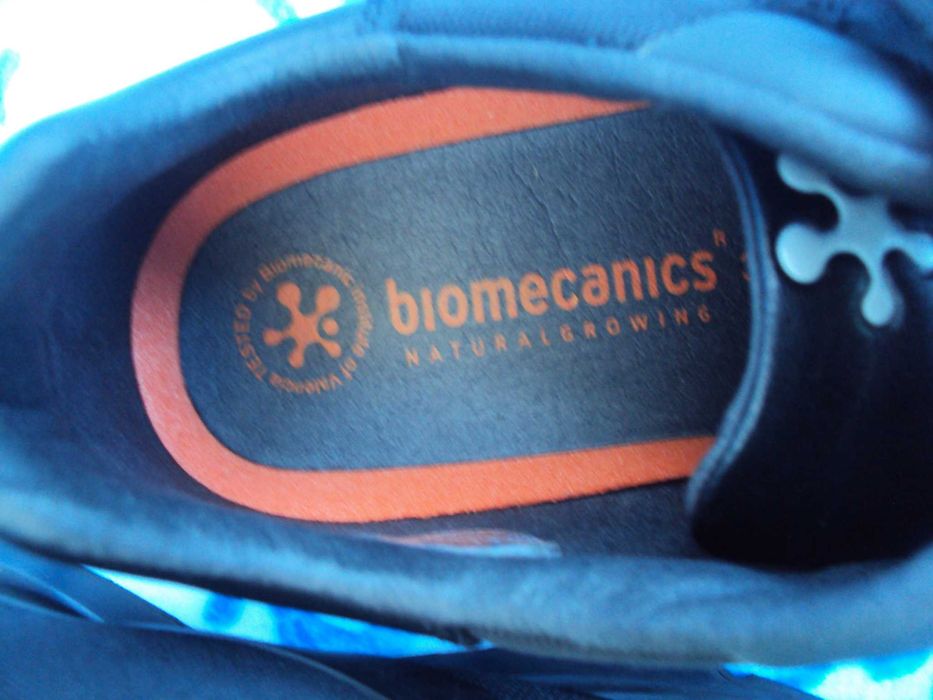 Детски Biomecanics маратонки номер 34