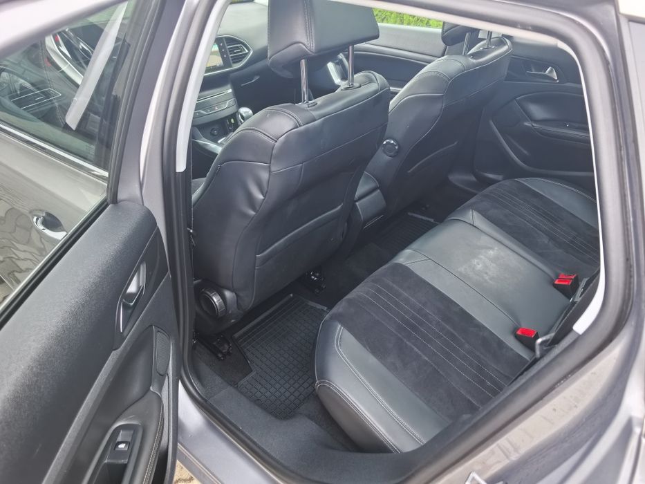 Peugeot 308 sw 1.6HDI 120kc ALLURE 2014г