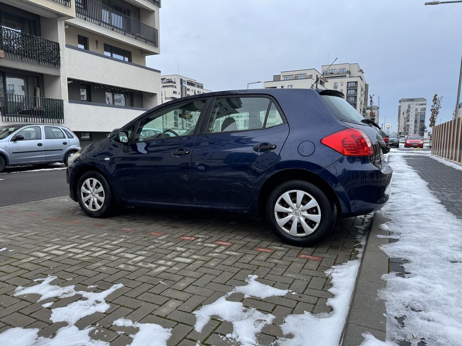 Vand Toyota Auris 2007 1.4 VVT-I