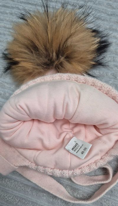 Зимняя шапочка для девочки