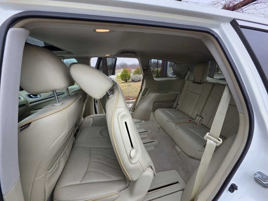 Infiniti JX35 2013г.