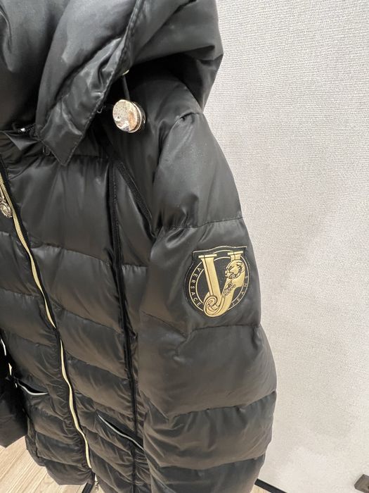Пуховик Versace женский