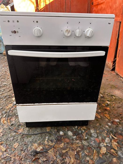 Продам газ с плитой и духовкой.