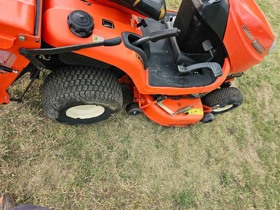 Дизелова KUBOTA GR 1600. Тракторна Косачка. ПЕРФЕКТНА