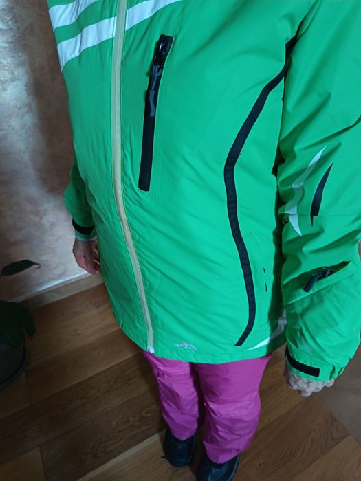 Costum schii cu bocancii columbia