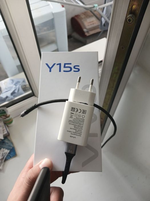 Vivo y15s   память 32/3