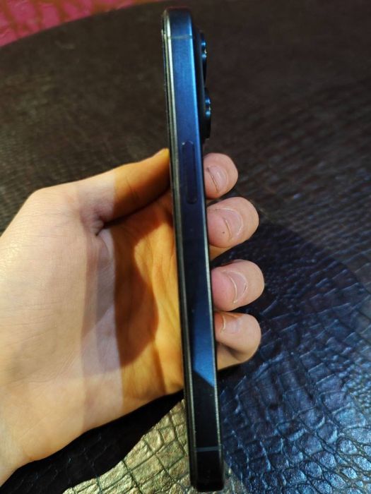 iphone 15 pro в поряде