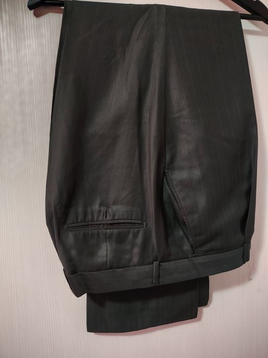 Pantaloni bărbătești