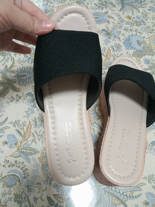 Продам женскую обувь