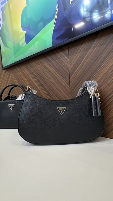 Срочно Guess сумка