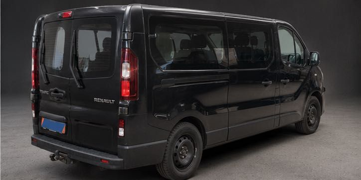 Renault Trafic 3 1.6 dci двигател R9M415 121 кс.6 ск скоростна кутия PF6040 135 000 км Рено Трафик 3 1.6 dci engine R9M415 121 hp 6 sp gear box PF6040