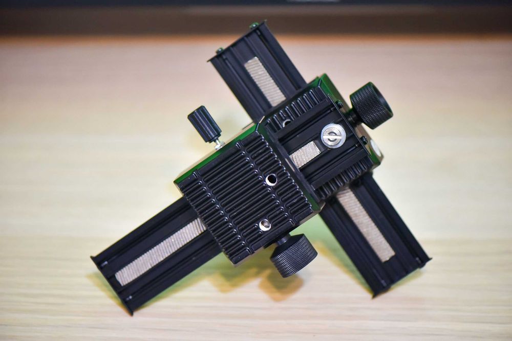 Cap trepied macro NEEWER (cu cremaliera)