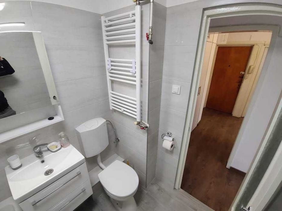 De închiriat apartament cu doua camera