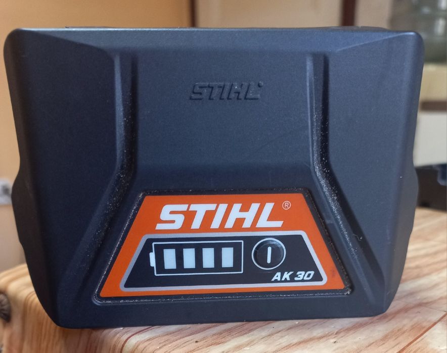 Купувам батерии Stihl AK20, AK30