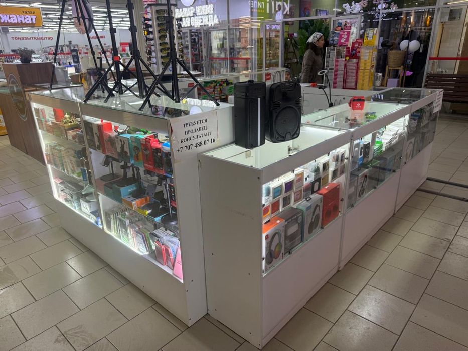 Продам витрины 20000тг