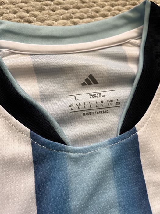 Argentina 26/27 Home Fan Version 
Preț: