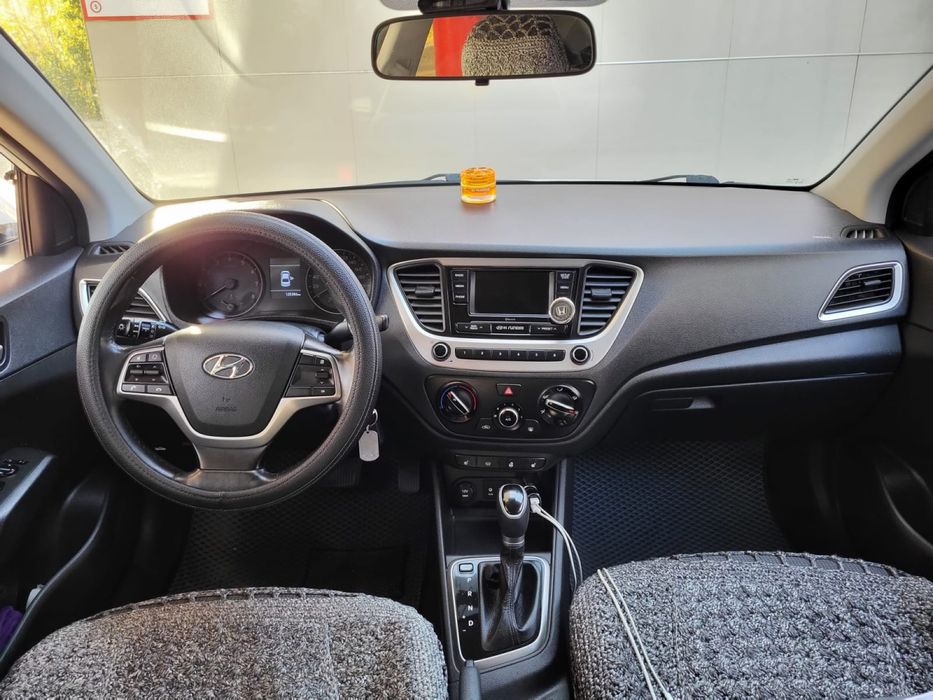 Автомобиль Hyundai Accent