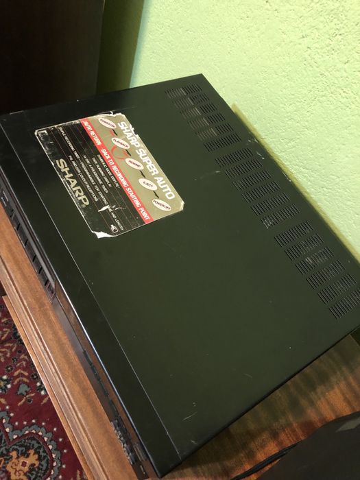 Видео рекордер Sharp VC-781