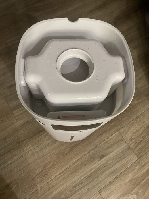 Увлажнитель GENAU