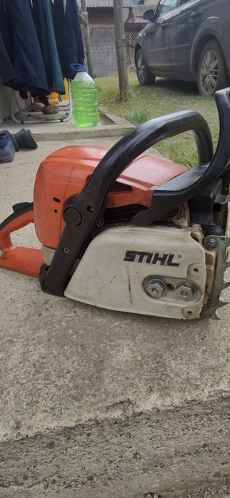 Se vând Stihl 440ms și STIHL 390 ms