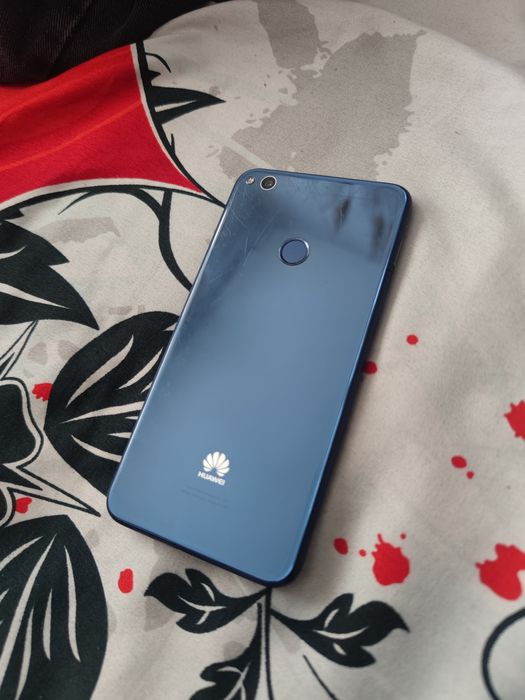 Два телефона на связь