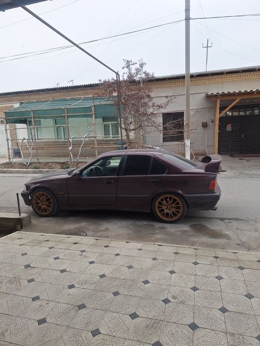 Bmw e 36 Sotiladi Srochno