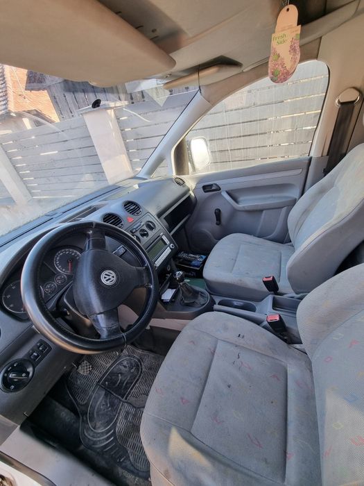 VOLKSWAGEN Caddy 2010 — imagine 3