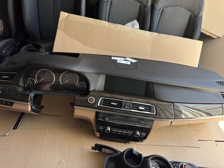 BMW 7 F01 Пълно табло / Complete Dashboard – Оригинално OEM