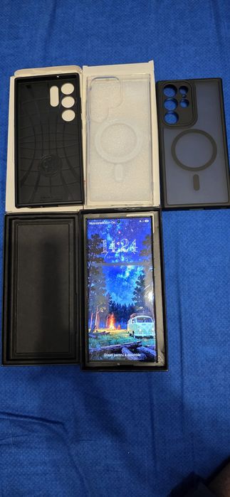 Samsung Galaxy S23 ultra ,full box cu ecranul spart.
