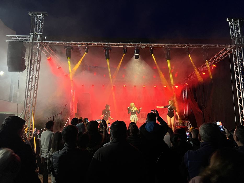 Inchiriez scena evenimente