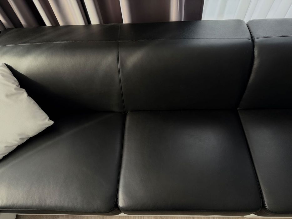 Vând set 3 piese mobilier Divani & Sofa