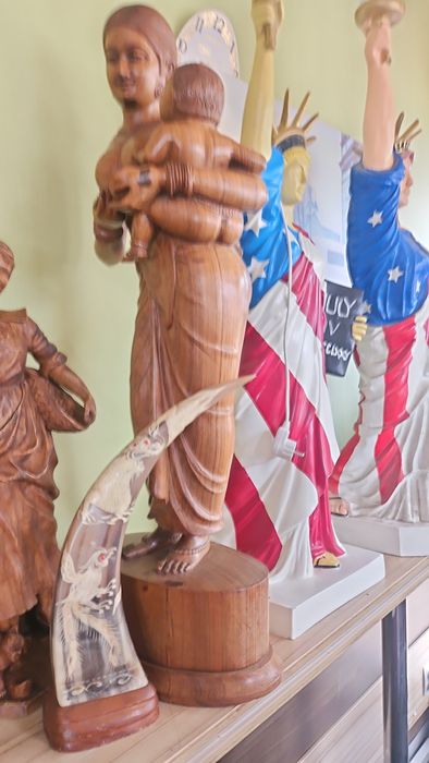 Статуя Елвис Пресли 1.25 -полеризин