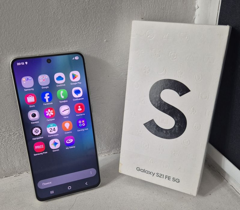 Продам Смартфон Samsung Galaxy S21 FE 5G