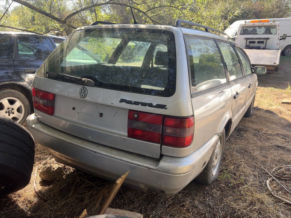 Passat_GL 1.6i на части