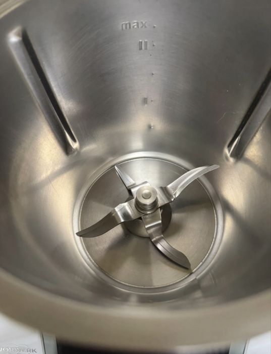 Aparat de gatit si robot, Termomix 6