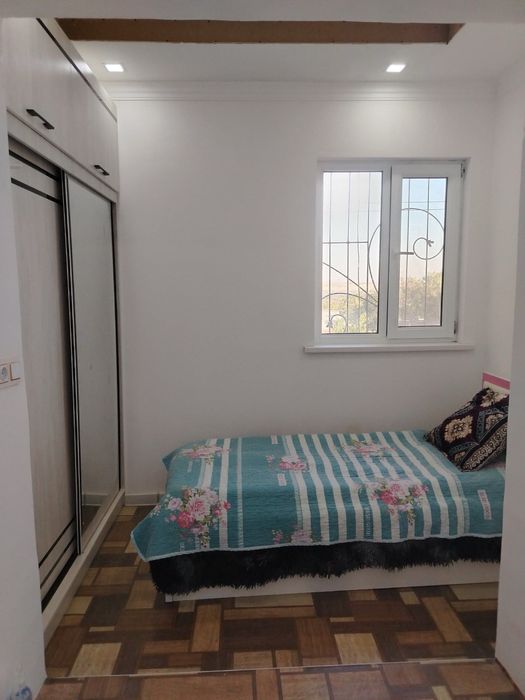 1 комнатная с ремонтом и с обстановкой