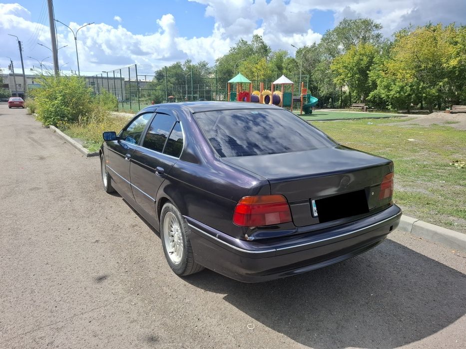 Продам автомобиль BMW