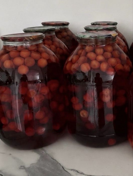 Продам домашние заготовки,компоты.