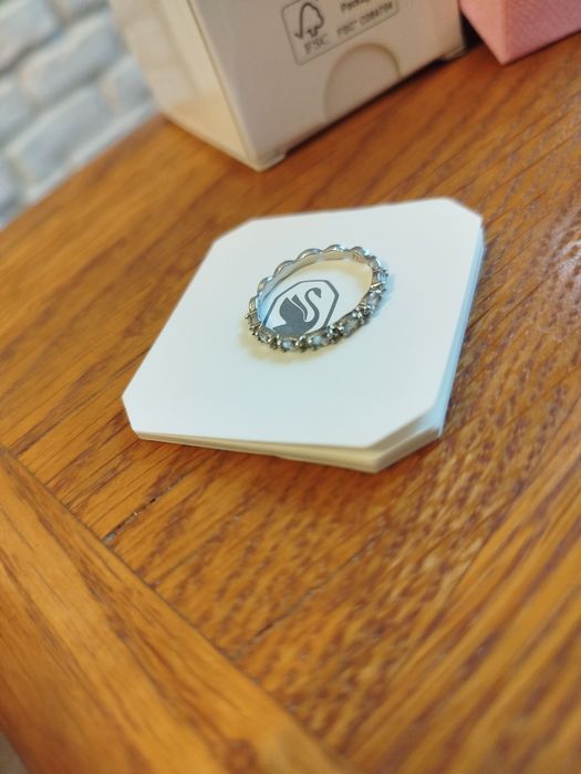 Дамски пръстен Swarovski Marquise